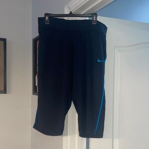 Nike Dri-FIT Navy Capris